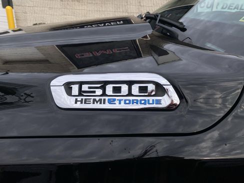 Used 2023 RAM 1500 Limited w/ Bed Utility Group image 25