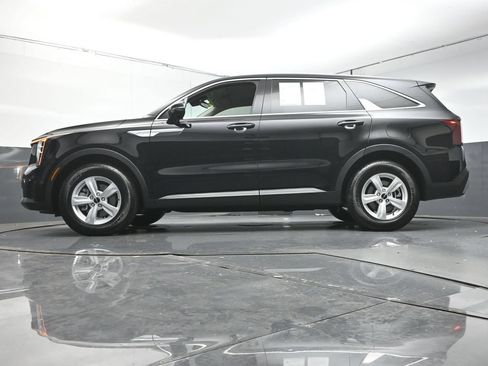 Used 2026 Kia Sorento LX FWD image 34