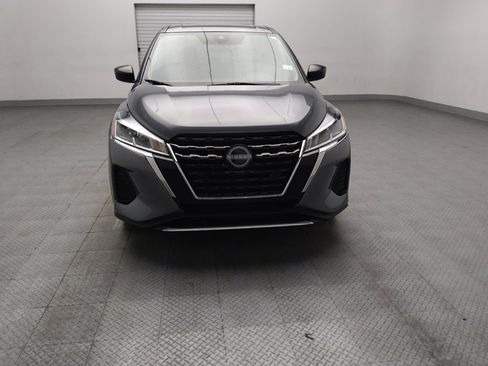 Used 2023 Nissan Kicks S FWD image 14