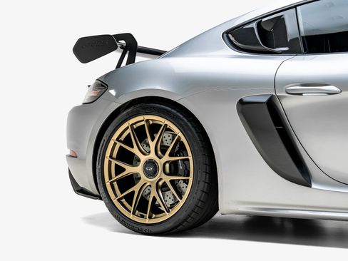 Used 2023 Porsche 718 Cayman GT4 RS RWD image 16