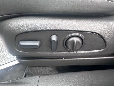 Certified 2024 Buick Encore GX Avenir w/ Avenir Convenience Package image 12