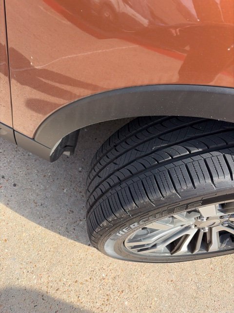 Used 2017 Ford Explorer Platinum AWD/4WD image 7