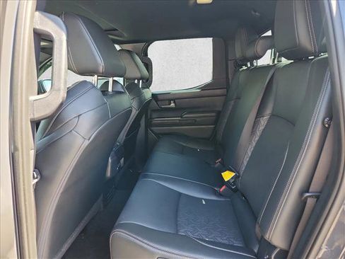 Used 2025 Toyota Tacoma Limited AWD/4WD image 14