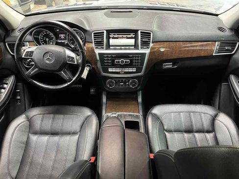 Used 2013 Mercedes-Benz GL 450 4MATIC image 9