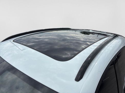 Used 2020 Porsche Macan AWD/4WD image 57