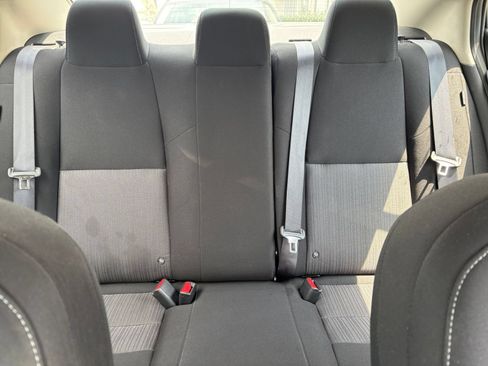 Used 2025 Nissan Sentra SV FWD image 31