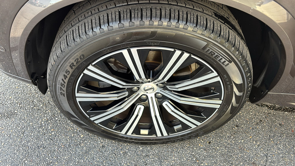 Certified 2024 Volvo XC90 B6 Plus w/ Protection Package Premier AWD/4WD image 32