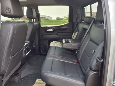 Certified 2023 GMC Sierra 1500 SLT w/ SLT Premium Package image 29