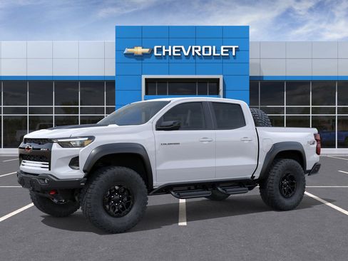 New 2026 Chevrolet Colorado ZR2 w/ ZR2 Bison Edition image 3