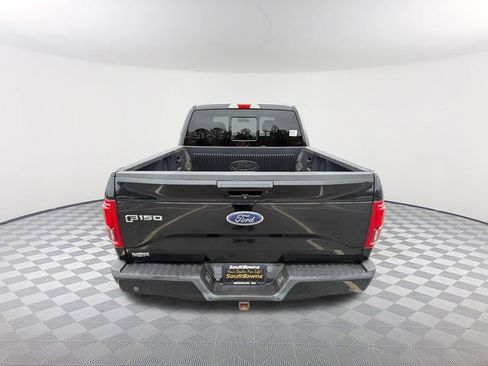 Used 2017 Ford F150 Lariat image 6