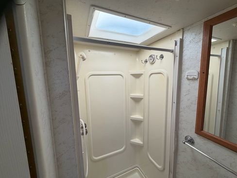 Used 2002 Ford E-350 and Econoline 350 Super Duty image 29