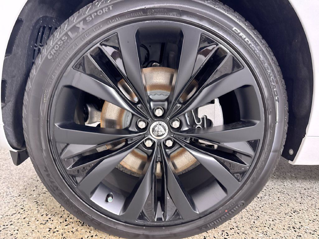 Used 2026 Jaguar F-PACE R-Dynamic S AWD/4WD image 10