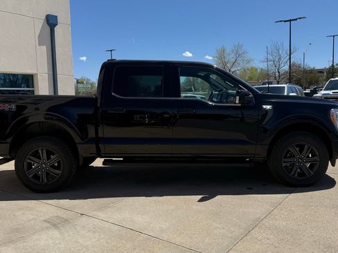 Used 2023 Ford F150 Lariat w/ FX4 Off-Road Package AWD/4WD image 3