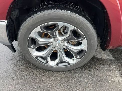 Used 2019 RAM 1500 Limited AWD/4WD image 9