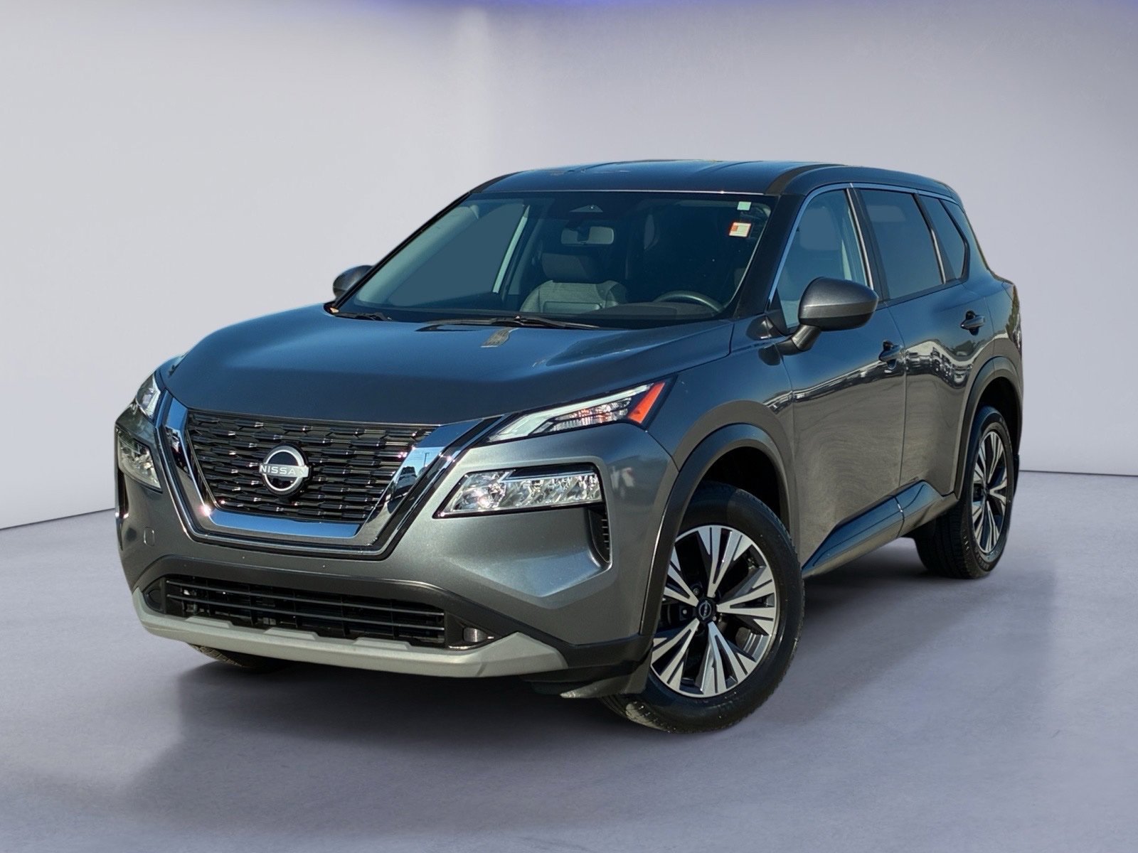 Used 2023 Nissan Rogue SV AWD/4WD image 2