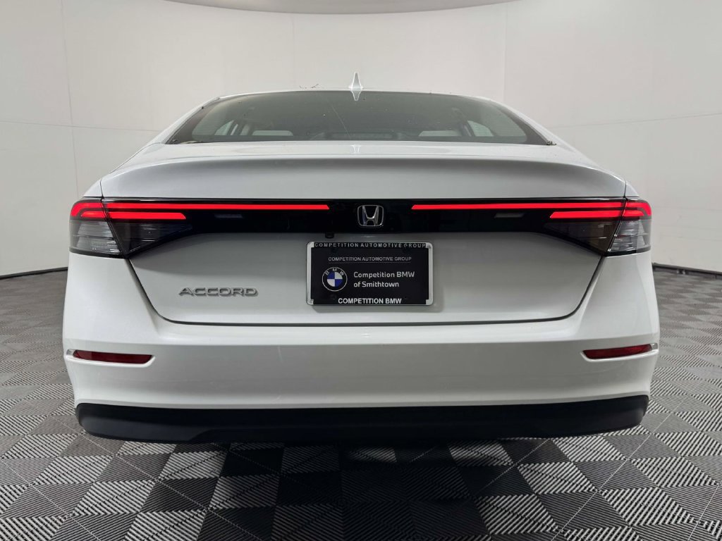 Used 2024 Honda Accord LX image 9
