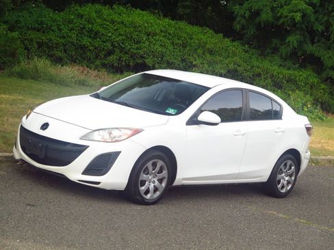 Used 2010 MAZDA MAZDA3 i Sport image 17
