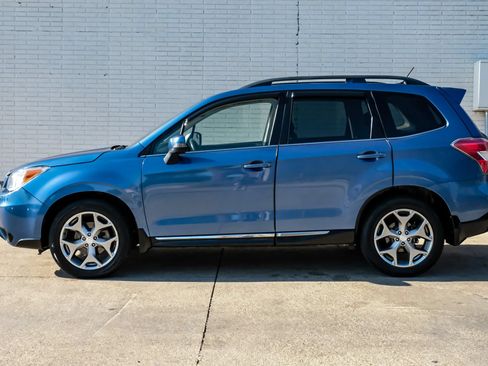 Used 2015 Subaru Forester 2.5i Touring AWD/4WD image 11