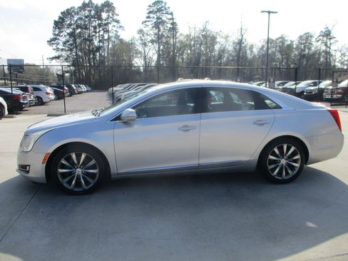 Used 2014 Cadillac XTS image 8