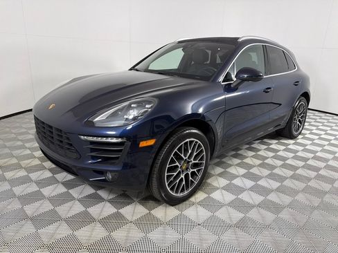 Used 2018 Porsche Macan S w/ Premium Package AWD/4WD image 9
