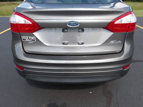 Used 2014 Ford Fiesta SE FWD image 30