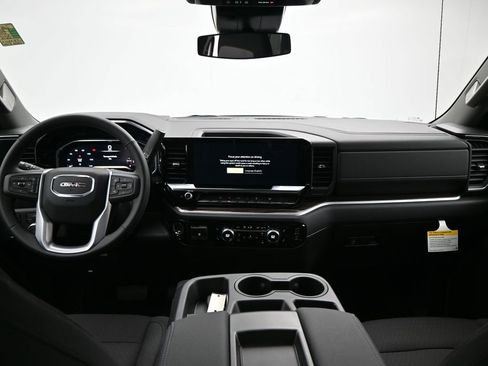 New 2026 GMC Sierra 1500 Elevation image 7