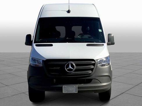 New 2026 Mercedes-Benz Sprinter 2500 image 3