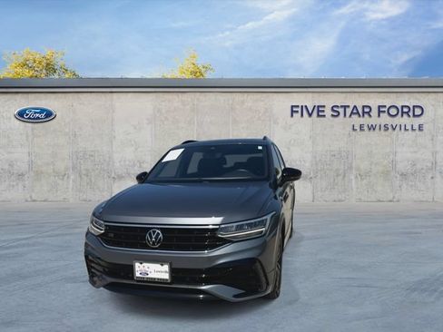 Used 2022 Volkswagen Tiguan SE R-Line FWD image 3