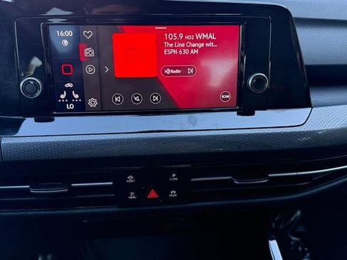 Used 2023 Volkswagen Golf GTI image 35