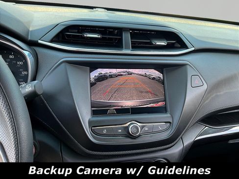 Used 2023 Chevrolet TrailBlazer LT FWD image 13