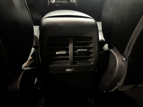 Used 2025 Ford Escape Platinum AWD/4WD image 33