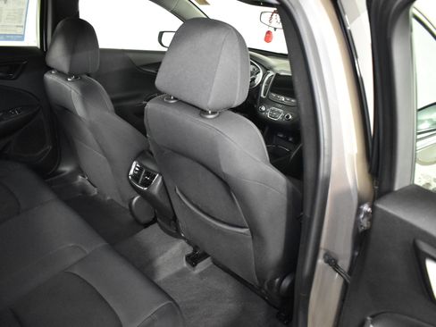 Used 2024 Chevrolet Malibu LT image 45