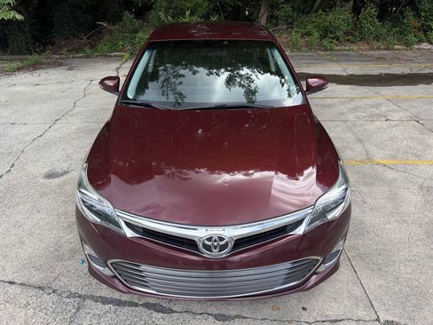 Used 2013 Toyota Avalon XLE FWD image 1