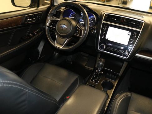 Used 2019 Subaru Outback 2.5i Limited w/ Popular Package #2 image 14