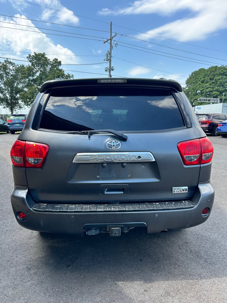 Used 2015 Toyota Sequoia Platinum RWD image 5