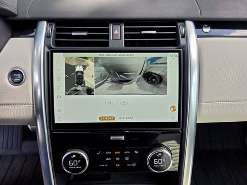 Certified 2023 Land Rover Discovery HSE R-Dynamic AWD/4WD image 23