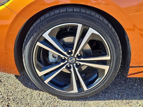 Used 2021 Nissan Sentra SR image 10