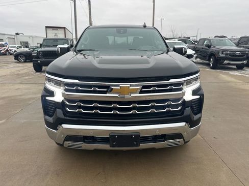 Used 2023 Chevrolet Silverado 1500 LTZ w/ LTZ Premium Package image 4