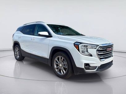 Used 2024 GMC Terrain SLT
