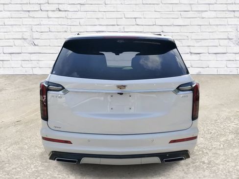 Used 2025 Cadillac XT6 Sport w/ Technology Package AWD/4WD image 3