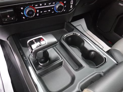 Used 2022 Chevrolet Silverado 1500 ZR2 w/ Technology Package image 20