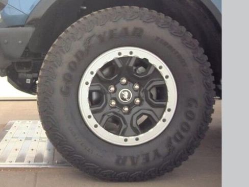 Used 2024 Ford Bronco Outer Banks w/ Sasquatch Package AWD/4WD image 6