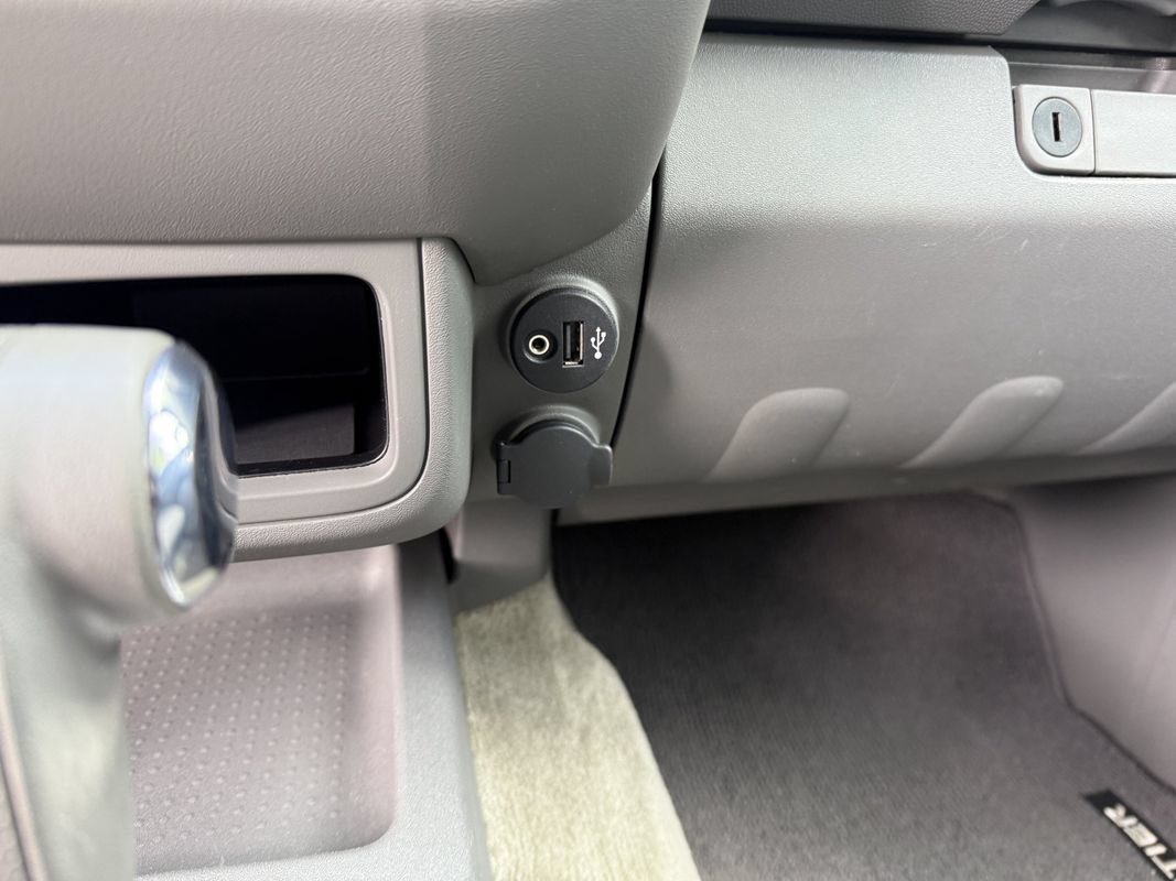 Used 2018 Nissan Frontier SV AWD/4WD image 27