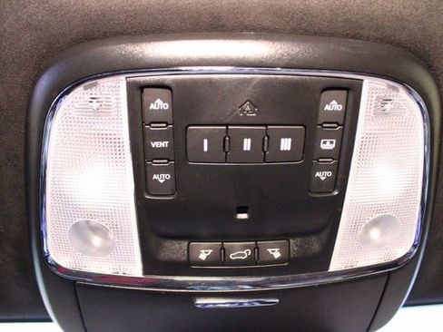 Used 2019 Jeep Grand Cherokee Summit image 29