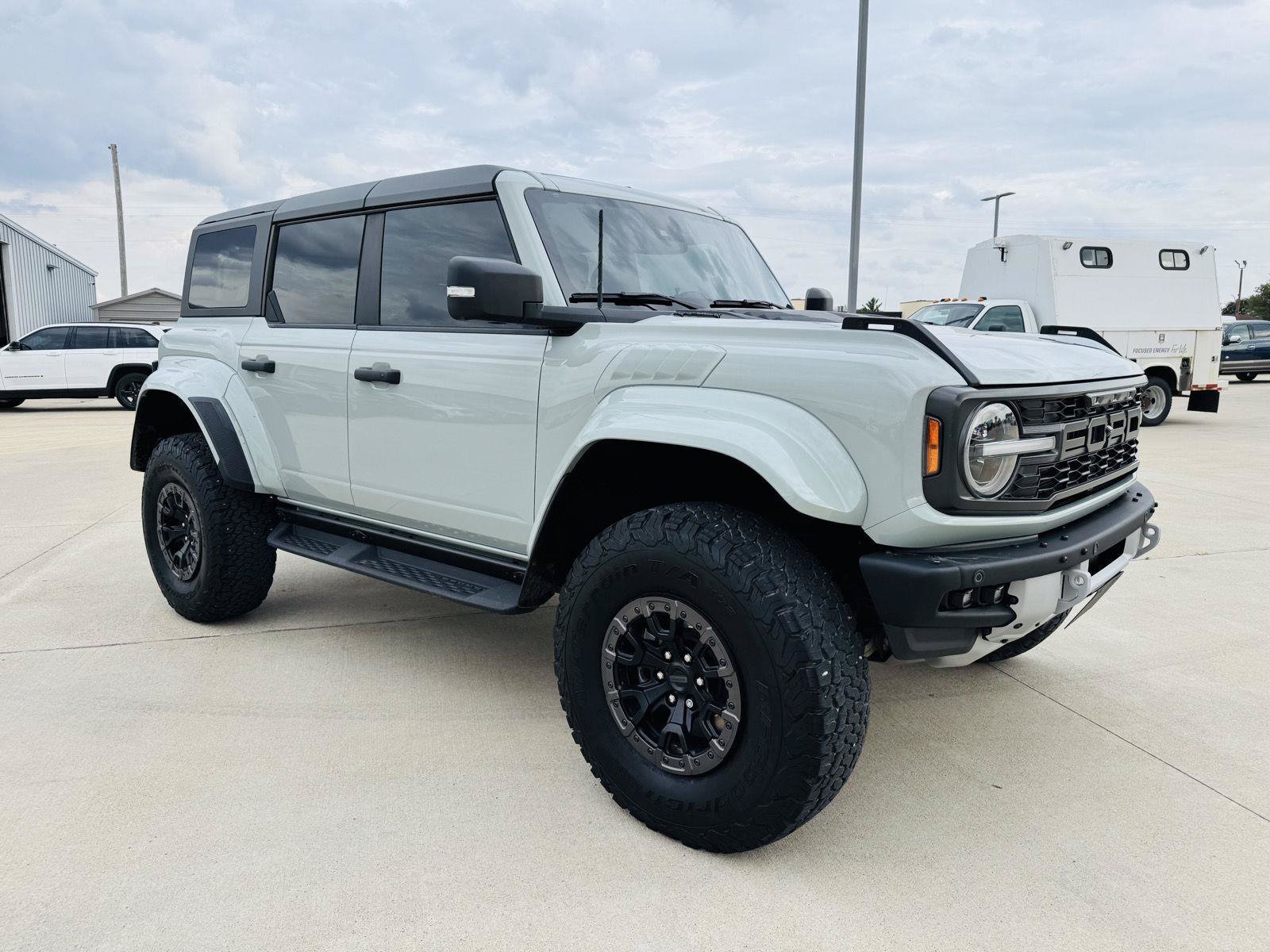 Used 2024 Ford Bronco Raptor AWD/4WD image 2