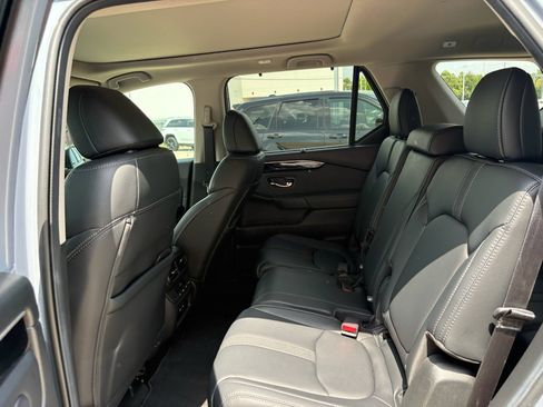 Certified 2024 Honda Pilot Touring image 27