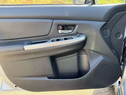 Used 2015 Subaru Crosstrek Touring image 6