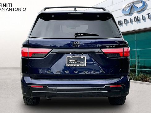 Used 2024 Toyota Sequoia Platinum AWD/4WD image 5