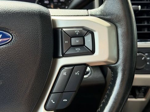 Used 2020 Ford F350 Lariat w/ Lariat Ultimate Package AWD/4WD image 19