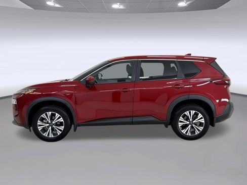 Used 2023 Nissan Rogue SV FWD image 2